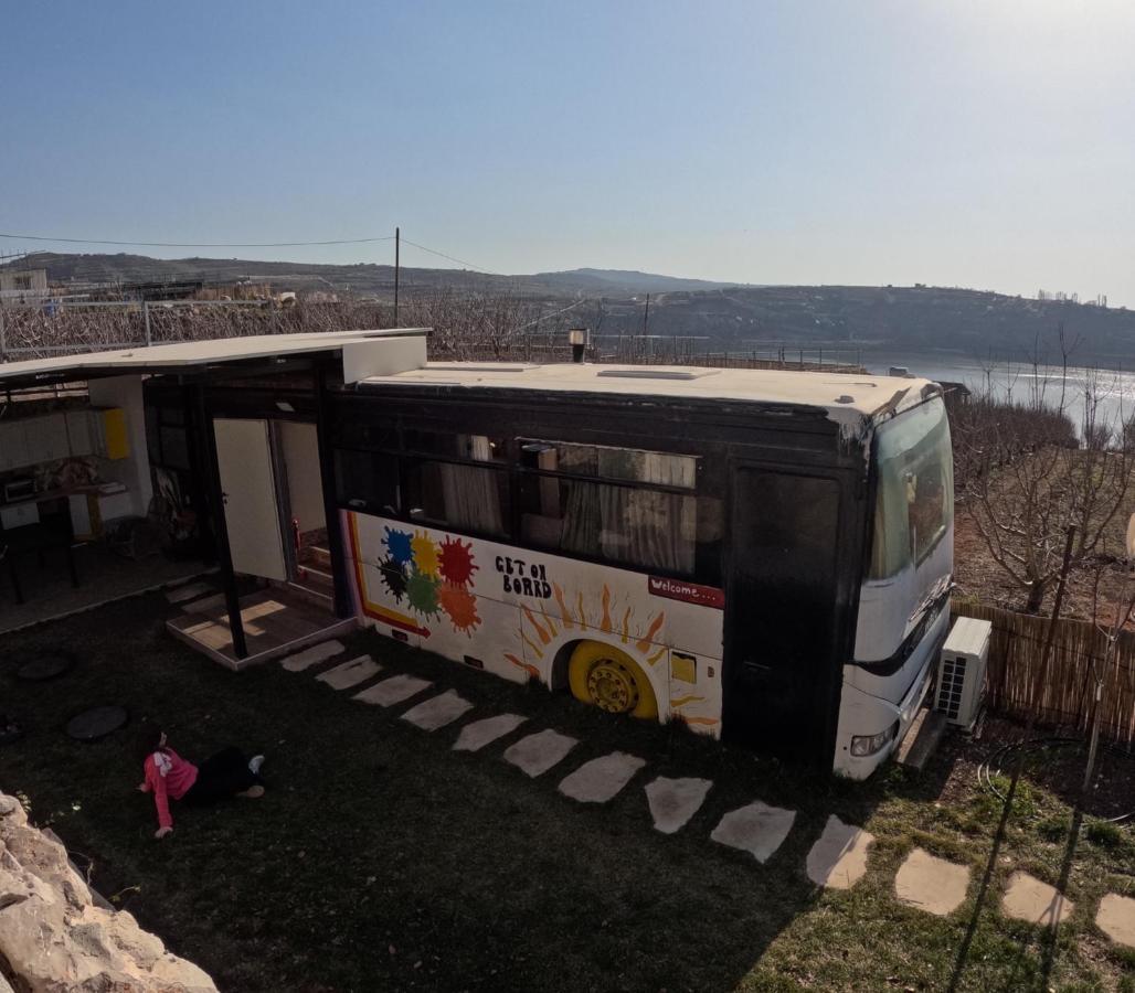 The Bus Lejlighed Majdal Shams Eksteriør billede
